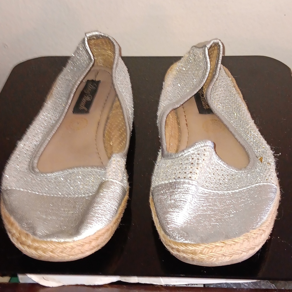 LONG BEACH SLIP ONS
